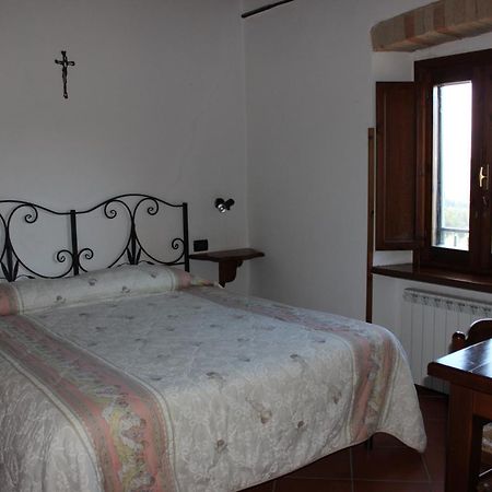 Agriturismo La Ginestrella Civitella D'Arna Cameră foto
